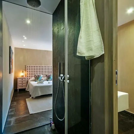 Sleeps 10 Pool Air Con Wifi * Βιλαμούρα