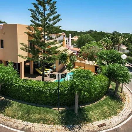 Sleeps 10 Pool Air Con Wifi *